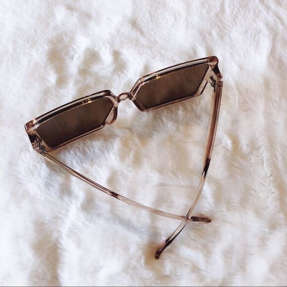 Molly Clear Pink Oversized Rectangle Sunglasses - Picture 7 of 9